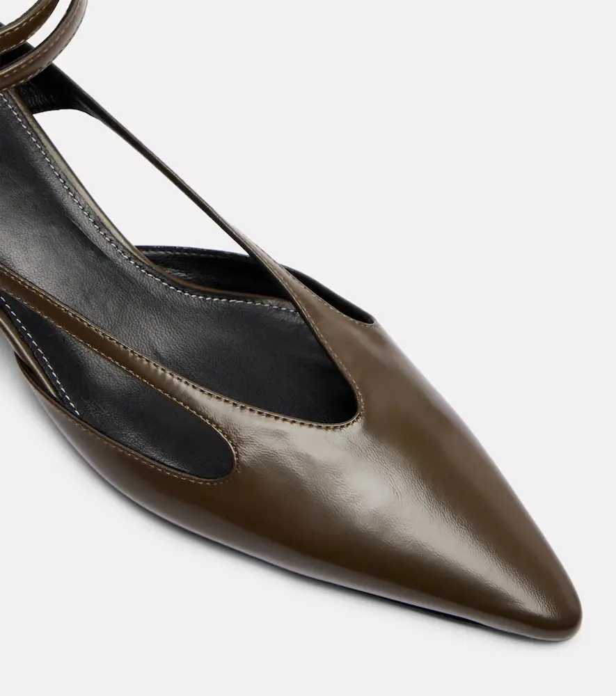 TOTEME Cutout leather pumps | Thumbnail 4