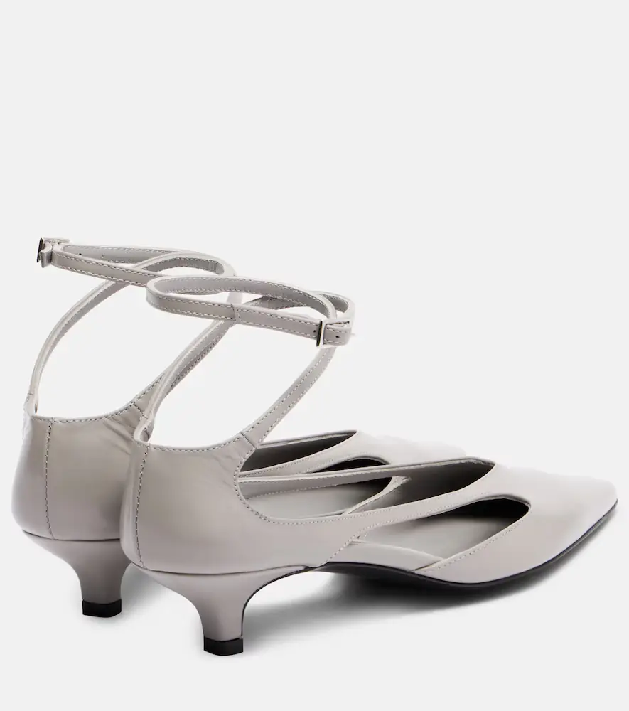 TOTEME Leather pumps | Thumbnail 3