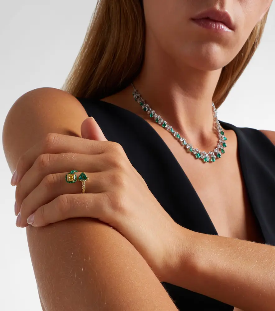 Kamyen 18kt gold ring with diamonds and emeralds | Thumbnail 4 Kamyen 18kt gold ring with diamonds and emeralds | Thumbnail 4