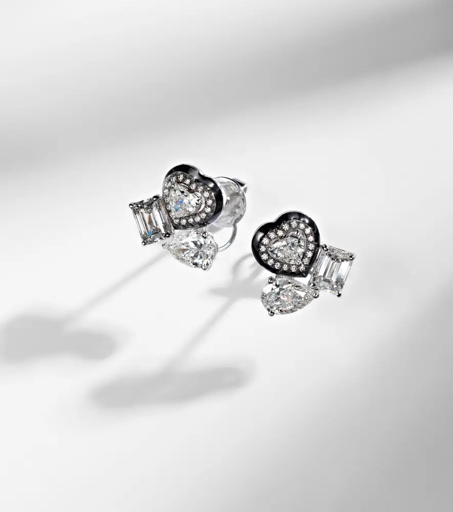 Kamyen Cluster Heart 18kt white gold earrings with diamonds | Thumbnail 3 Kamyen Cluster Heart 18kt white gold earrings with diamonds | Thumbnail 3