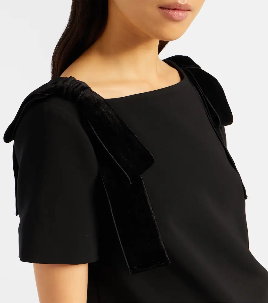 Carolina Herrera Bow-detail velvet-trimmed crêpe top | Thumbnail 3