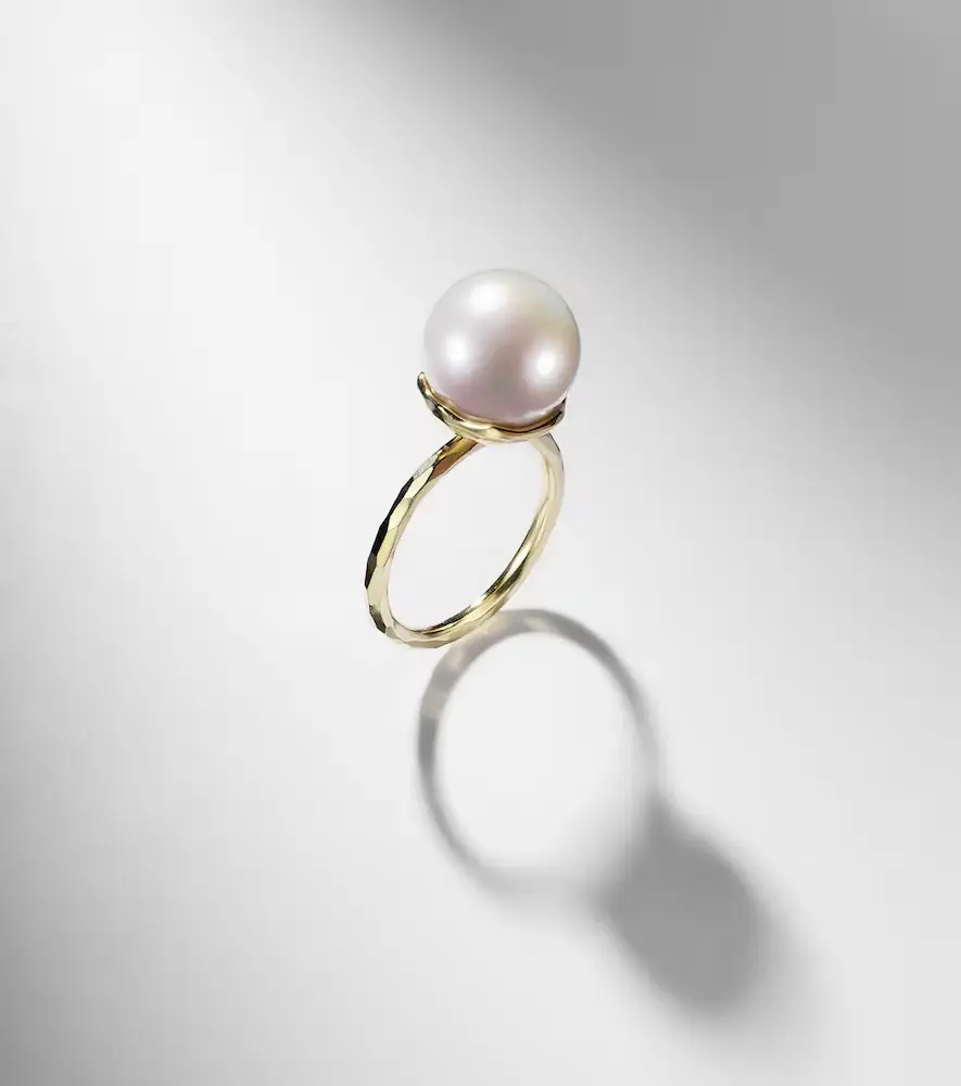 Octavia Elizabeth Orb 18kt gold ring with pearl | Thumbnail 5