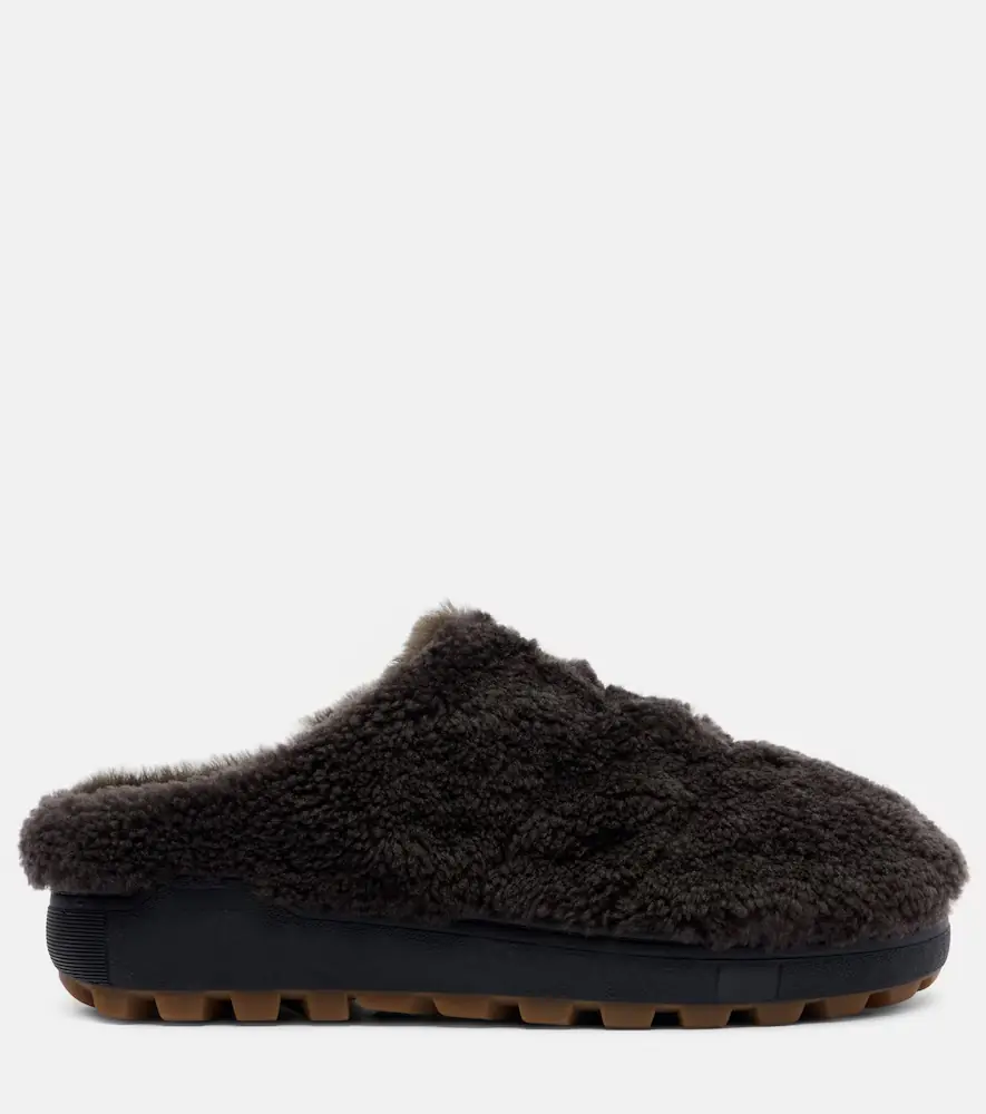 Bogner Chamonix shearling clogs | Thumbnail 4 Bogner Chamonix shearling clogs | Thumbnail 4