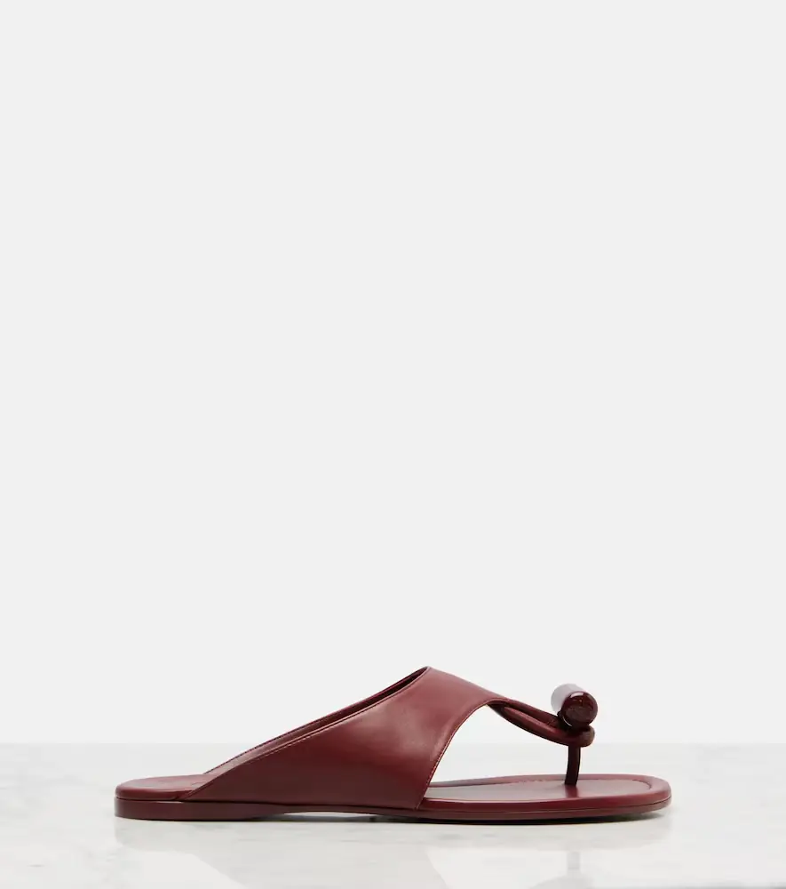 Loewe Toggle leather thong sandals | Thumbnail 4