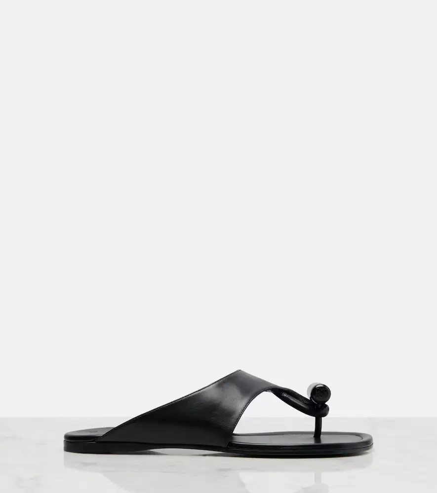 Loewe Toggle leather thong sandals | Thumbnail 2