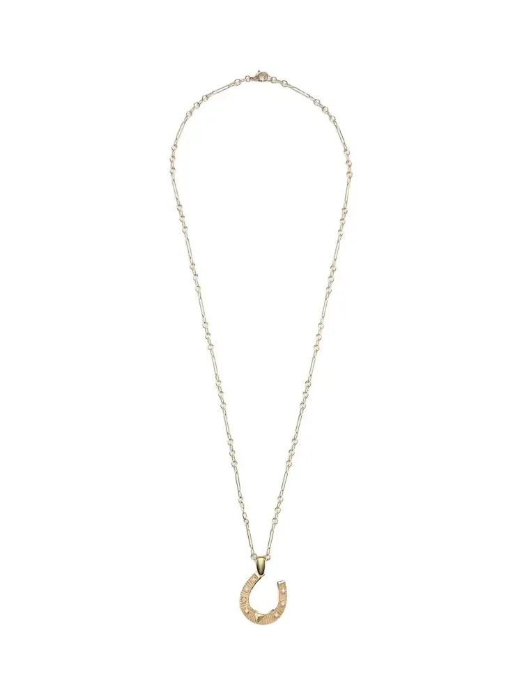 Protection 18kt gold pendant necklace with diamonds