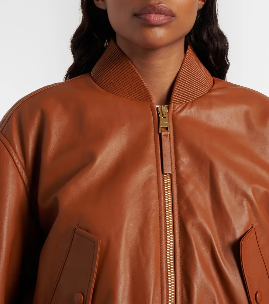 Givenchy Cocoon cropped leather bomber jacket | Thumbnail 3 Givenchy Cocoon cropped leather bomber jacket | Thumbnail 3