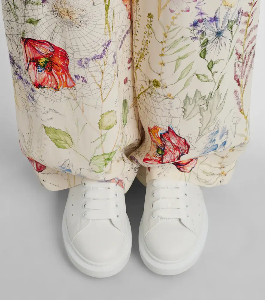 Alexander McQueen Oversized leather sneakers | Thumbnail 6 Alexander McQueen Oversized leather sneakers | Thumbnail 6