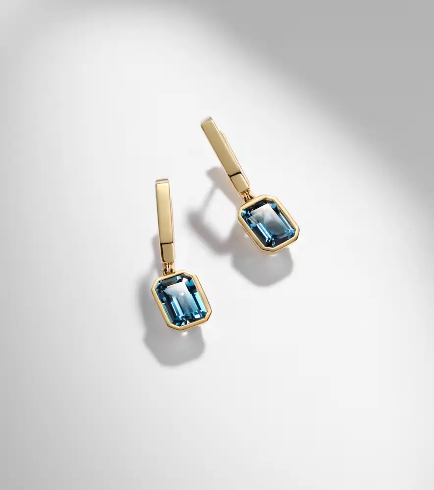 Bucherer Fine Jewellery 18kt gold drop earrings with topaz | Thumbnail 5