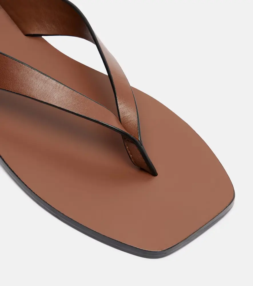 A Emery A. Emery Kinto leather thong sandals | Thumbnail 2