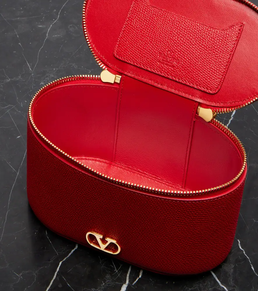 Valentino Garavani VLogo Mini leather vanity bag | Thumbnail 2 Valentino Garavani VLogo Mini leather vanity bag | Thumbnail 2