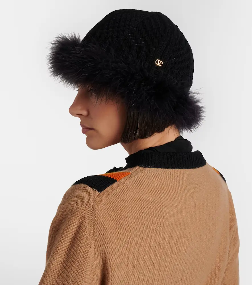 Valentino VLogo feather-trimmed virgin wool beanie | Thumbnail 4 Valentino VLogo feather-trimmed virgin wool beanie | Thumbnail 4