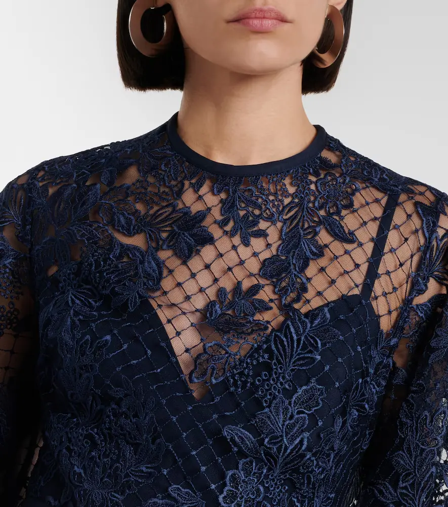 Elie Saab Embroidered lace and tulle gown | Thumbnail 4 Elie Saab Embroidered lace and tulle gown | Thumbnail 4