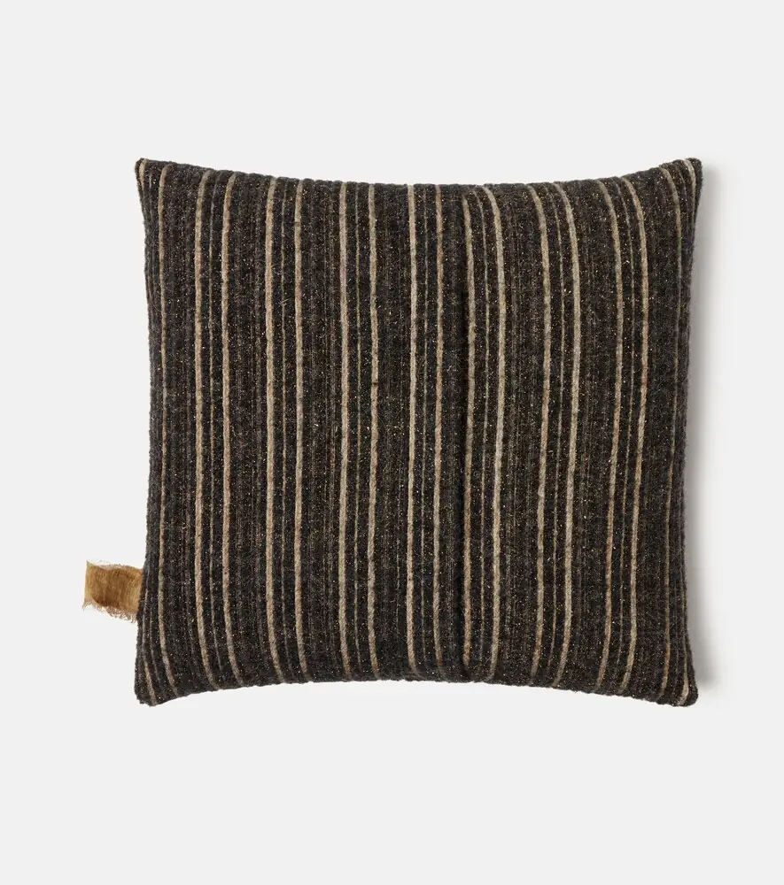 The House of Lyria Euplio cushion | Thumbnail 4