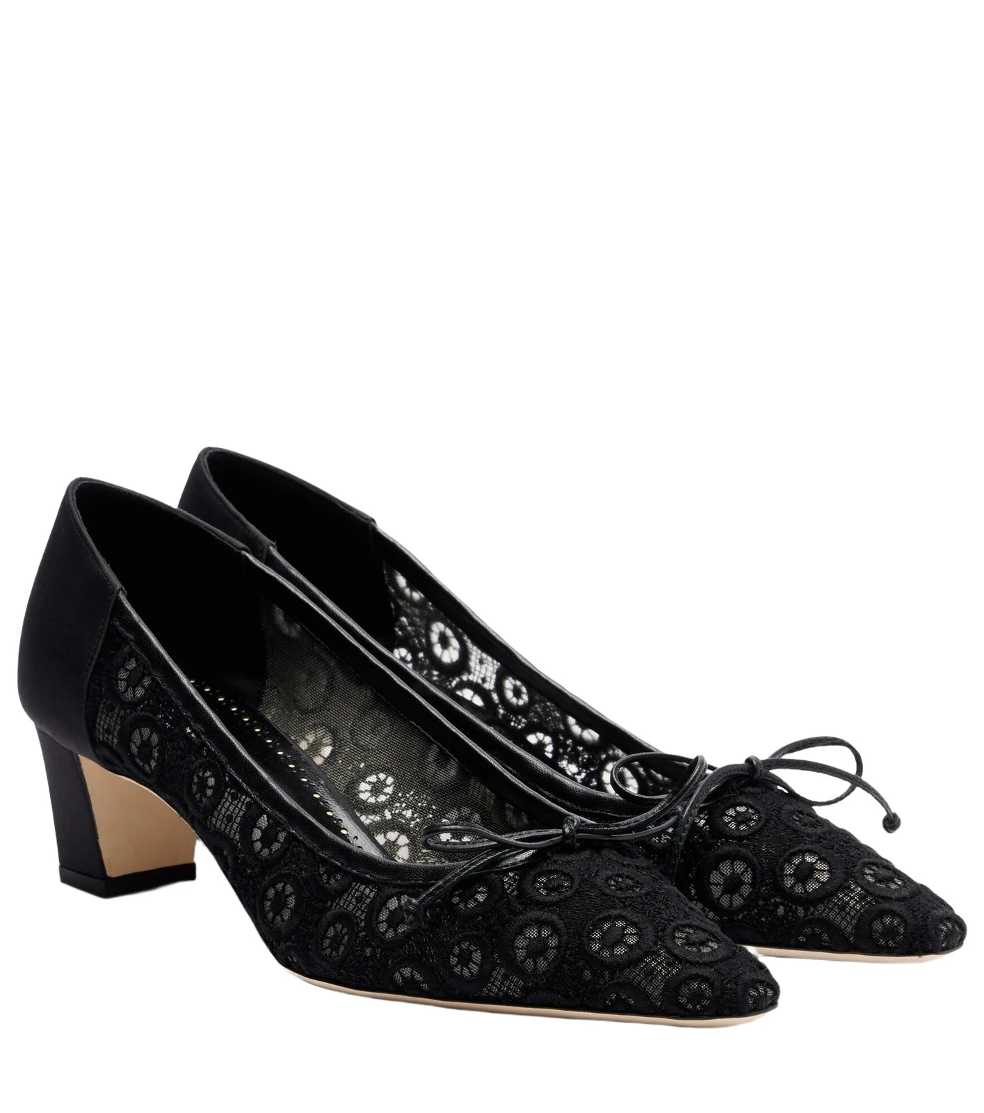 Manolo Blahnik Martebal 50 lace bow-detail pumps