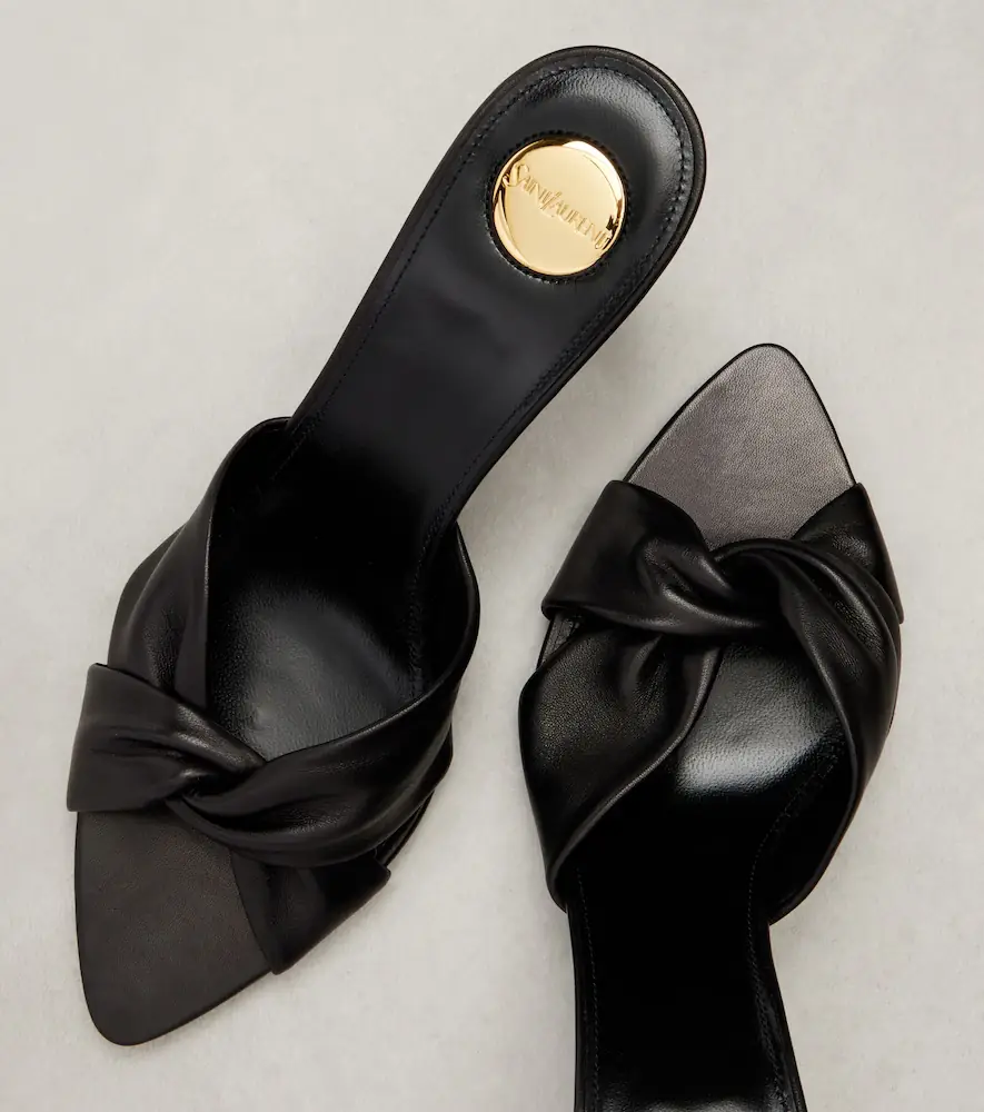Saint Laurent Franciane 25 leather mules | Thumbnail 4