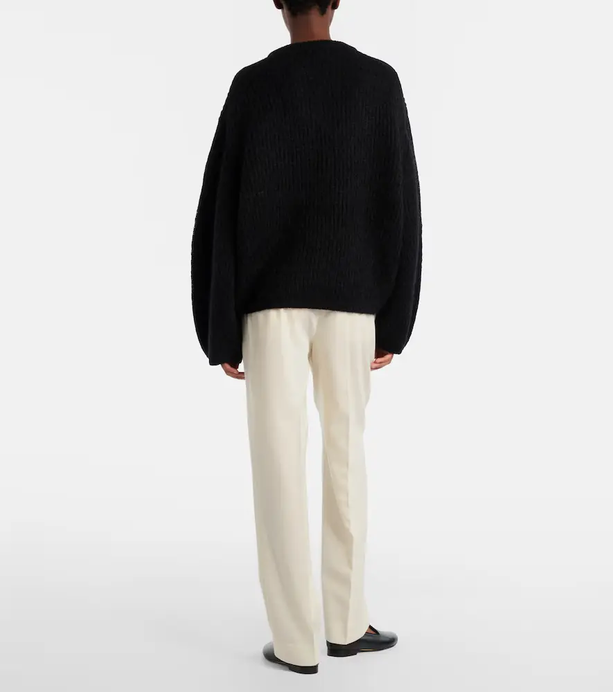 TOTEME Pleated wide-leg pants | Thumbnail 2 TOTEME Pleated wide-leg pants | Thumbnail 2