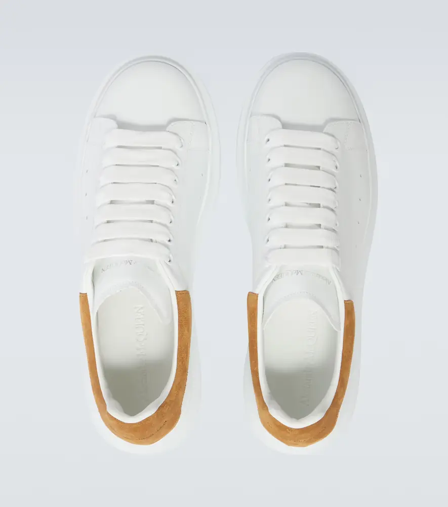 Alexander McQueen Oversized leather sneakers | Thumbnail 3 Alexander McQueen Oversized leather sneakers | Thumbnail 3
