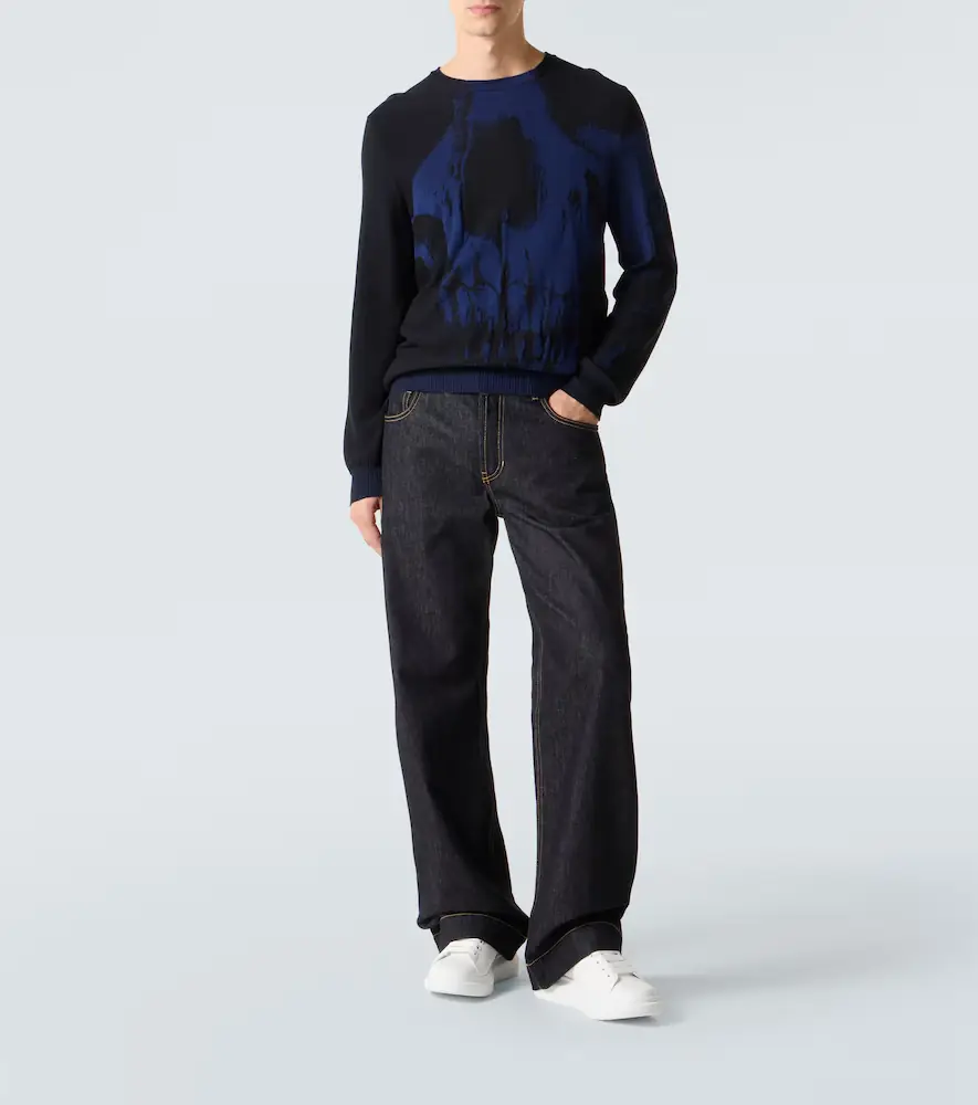 Alexander McQueen Oversized leather sneakers | Thumbnail 5 Alexander McQueen Oversized leather sneakers | Thumbnail 5