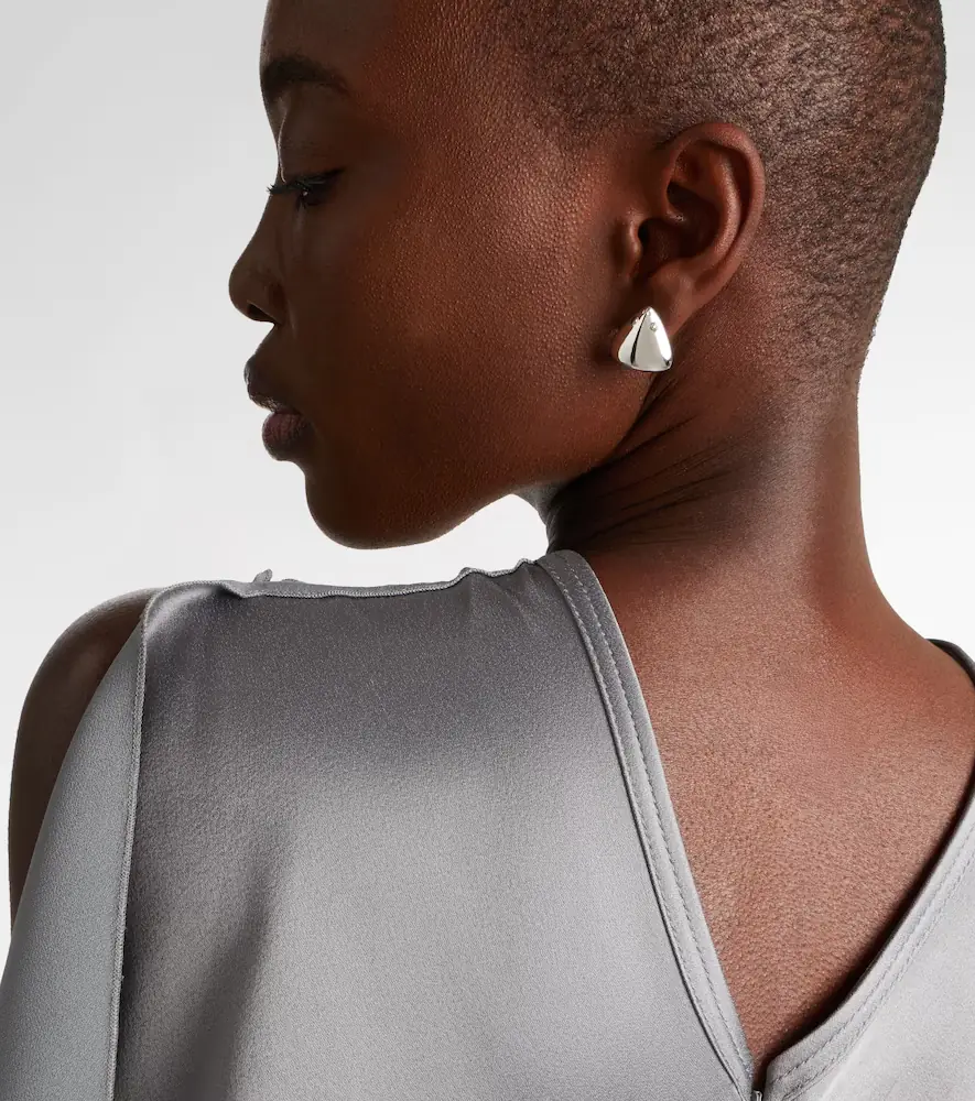 Yvonne Léon Requin 9kt white gold earrings with diamonds | Thumbnail 3 Yvonne Léon Requin 9kt white gold earrings with diamonds | Thumbnail 3