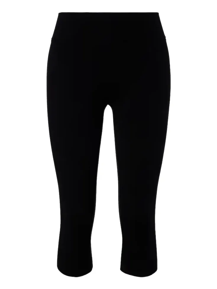 Knitted capri leggings Knitted capri leggings