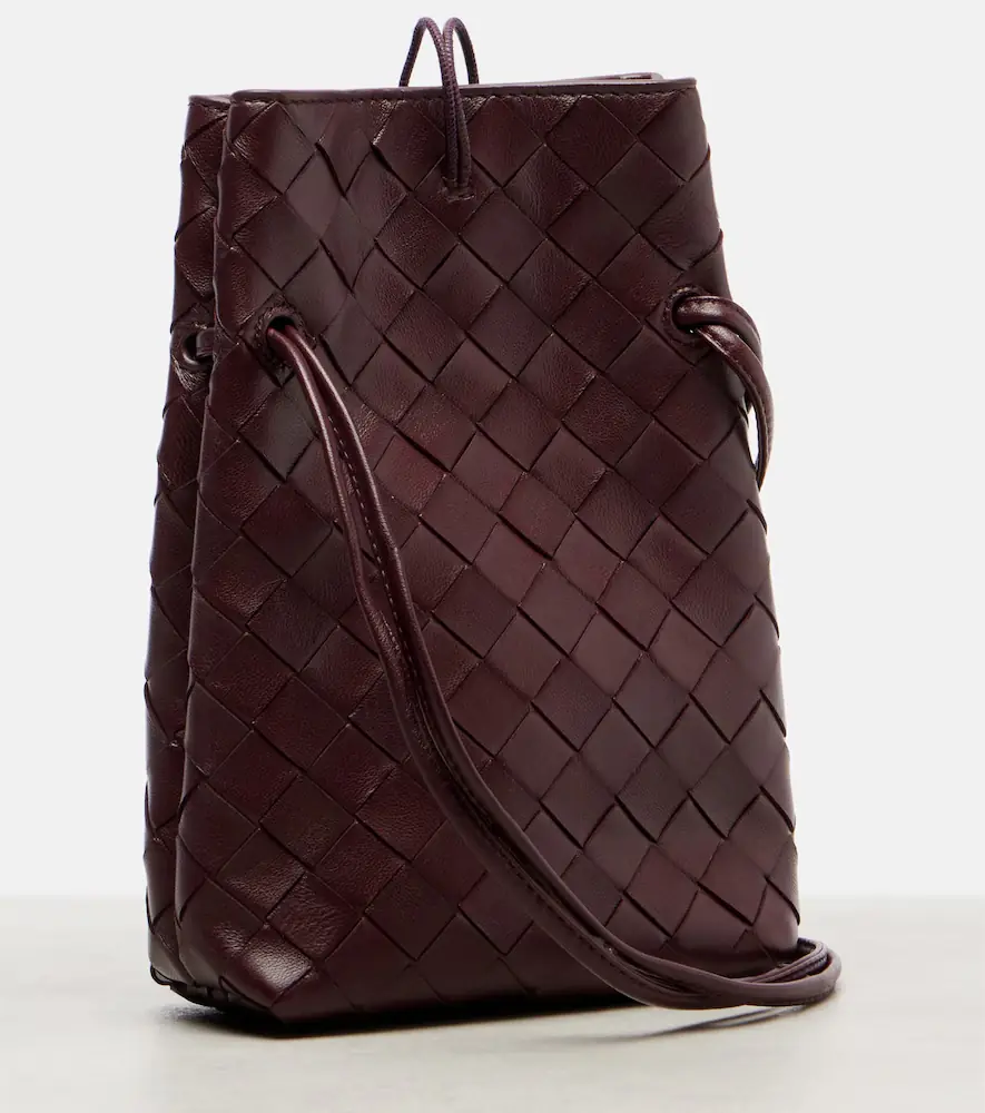 Bottega Veneta Andiamo Intrecciato leather phone pouch | Thumbnail 3 Bottega Veneta Andiamo Intrecciato leather phone pouch | Thumbnail 3