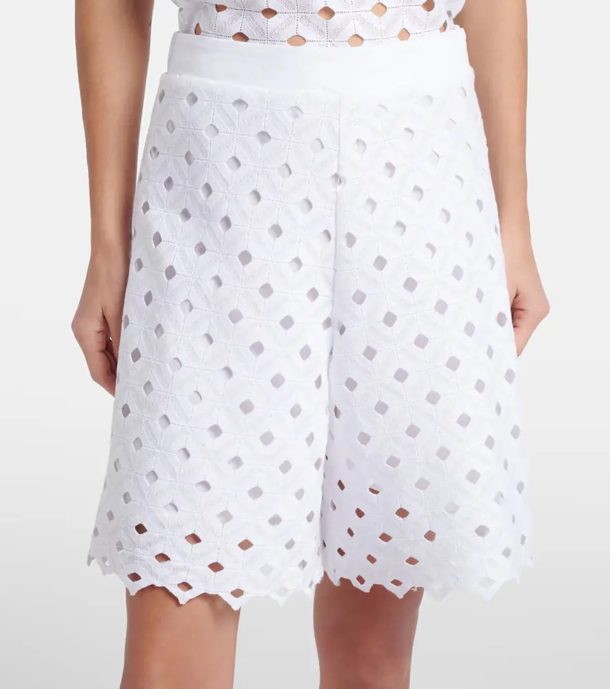Max Mara Uguale broderie anglaise Bermuda shorts | Thumbnail 3 Max Mara Uguale broderie anglaise Bermuda shorts | Thumbnail 3