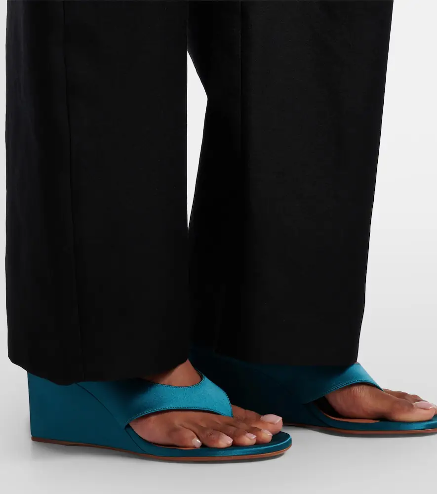 Alaïa Alaïa Cube satin wedge thong sandals | Thumbnail 6