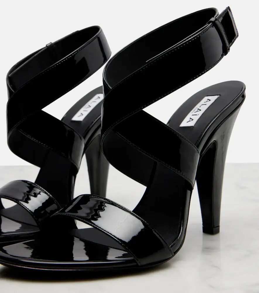 Alaïa Alaïa Cone patent leather sandals | Thumbnail 2