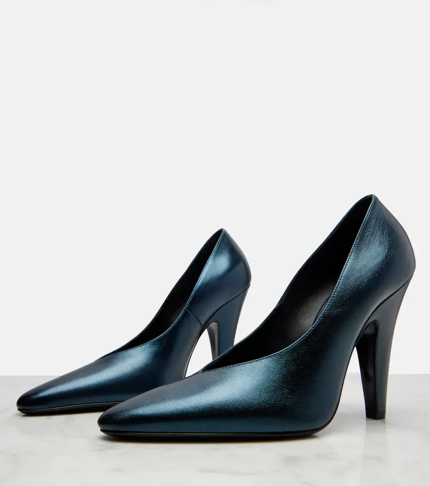 ALAÏA Cone leather pumps | Thumbnail 4