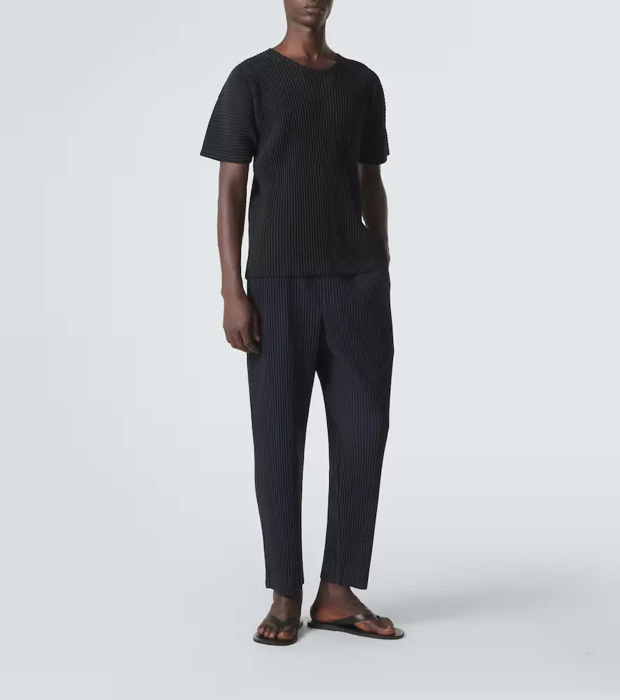 Homme Plissé Issey Miyake Basics pleated T-shirt | Thumbnail 2