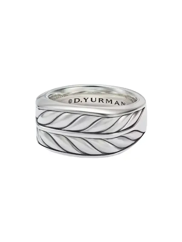 Chevron sterling silver ring Chevron sterling silver ring
