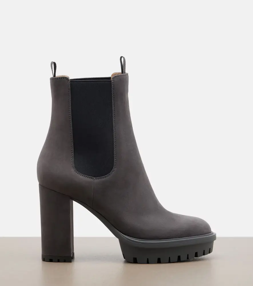 Gianvito Rossi Barry suede Chelsea boots | Thumbnail 3 Gianvito Rossi Barry suede Chelsea boots | Thumbnail 3