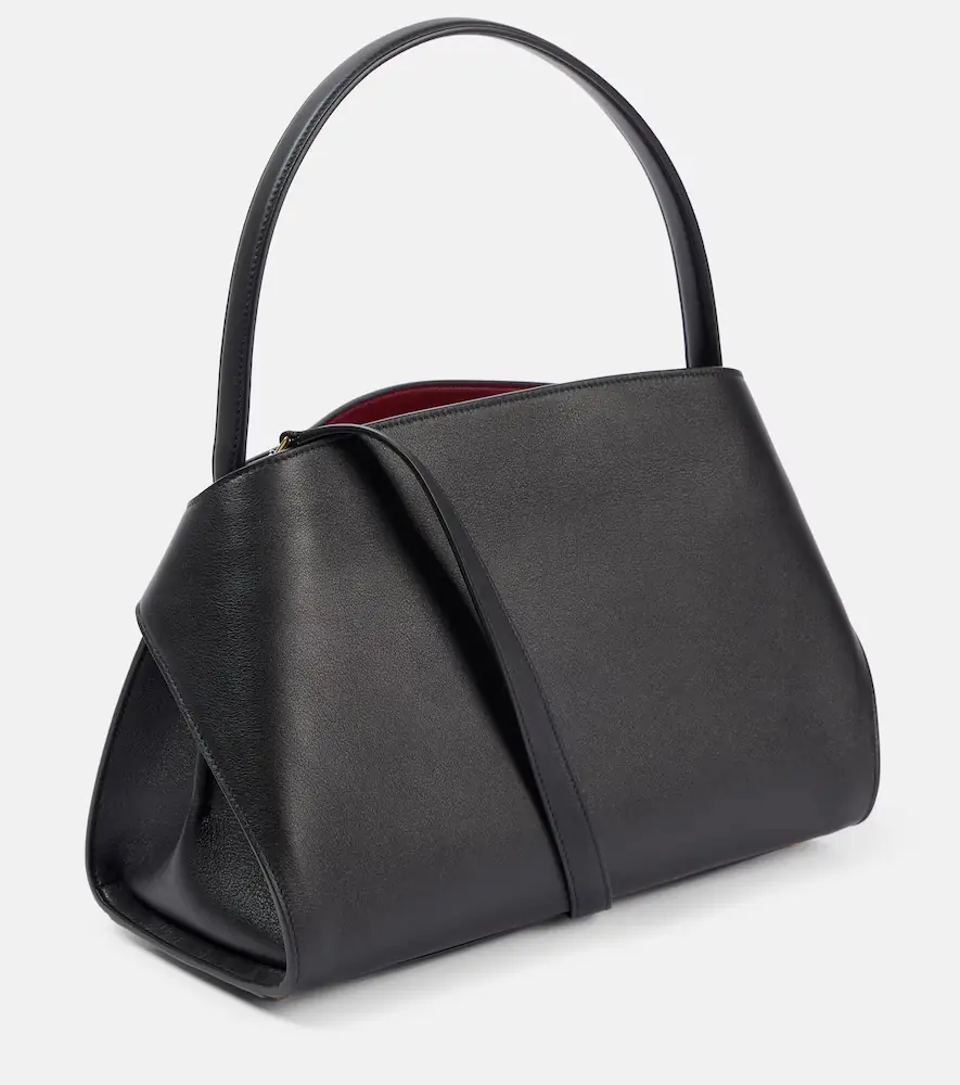 Ferragamo Hug Soft Medium leather shoulder bag | Thumbnail 5 Ferragamo Hug Soft Medium leather shoulder bag | Thumbnail 5