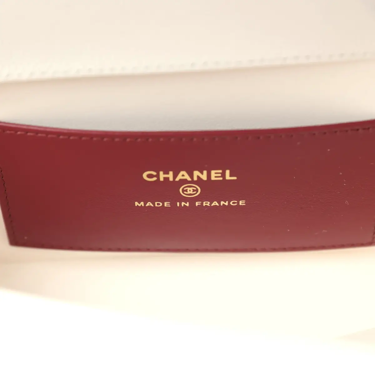 Chanel Chanel Mini Preppy Coco Clutch with Straps White Shiny Caviar Brushed Gold Hardware | Thumbnail 8 Chanel Chanel Mini Preppy Coco Clutch with Straps White Shiny Caviar Brushed Gold Hardware | Thumbnail 8