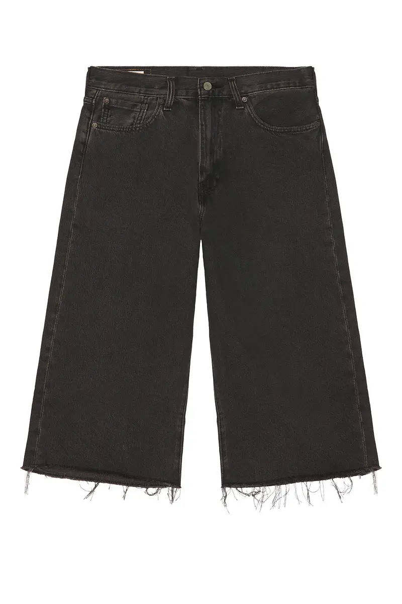 Levi's 478 Baggy Capri Shorts | Thumbnail 4
