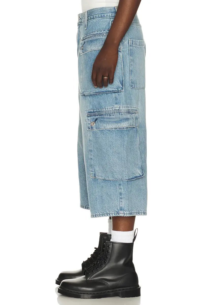 Levi's 478 Baggy Capri Cargo Jeans | Thumbnail 2 Levi's 478 Baggy Capri Cargo Jeans | Thumbnail 2
