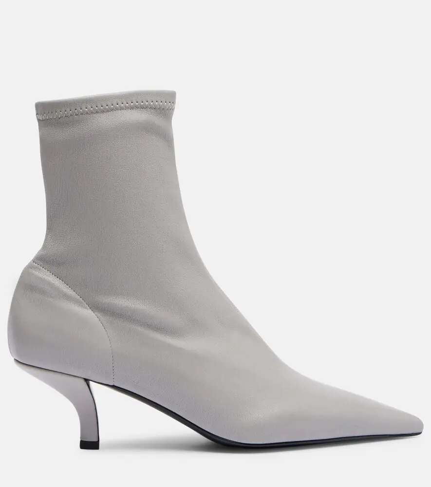 TOTEME Leather ankle boots | Thumbnail 3