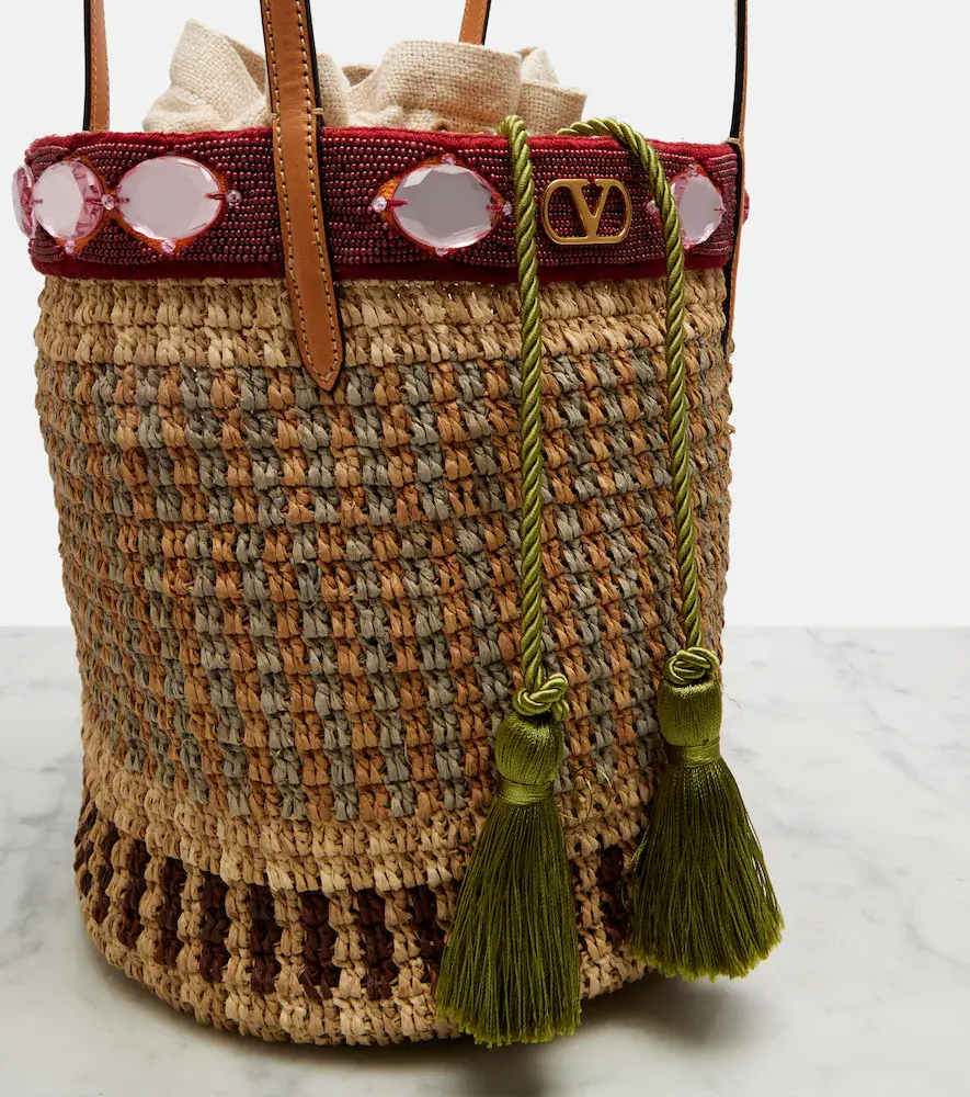 Valentino Garavani VLogo Large embellished raffia bucket bag | Thumbnail 3 Valentino Garavani VLogo Large embellished raffia bucket bag | Thumbnail 3