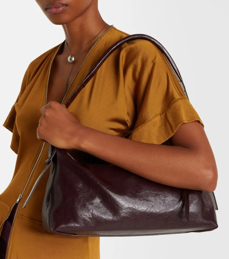 Lemaire Small belted leather shoulder bag | Thumbnail 6