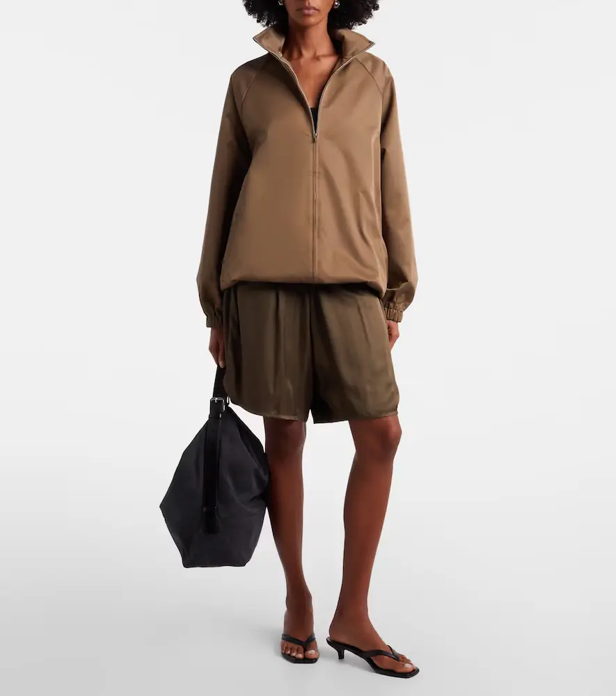 The Frankie Shop Nelis satin Bermuda shorts | Thumbnail 5