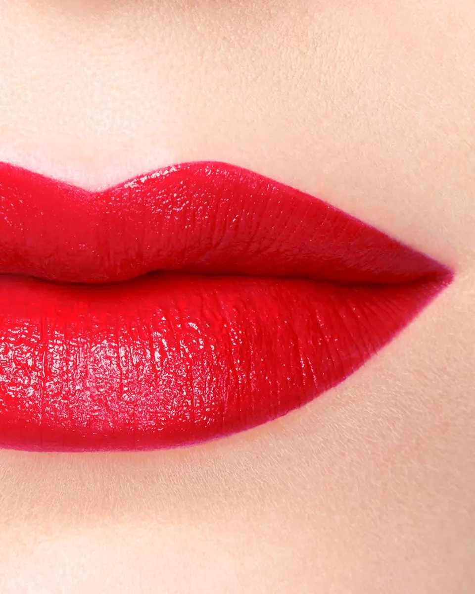CLÉ DE PEAU BEAUTÉ Radiant Liquid Lipstick Rouge Matte | Thumbnail 3