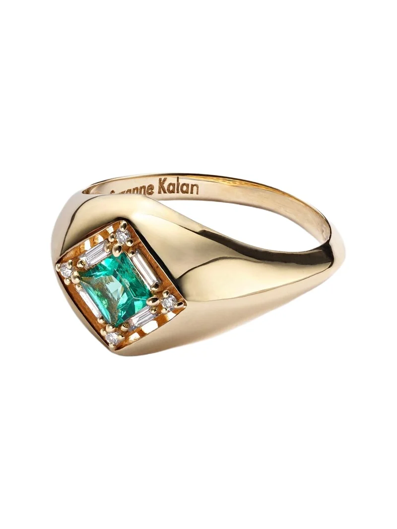 Signet Mini 18kt gold ring with emerald and diamonds Signet Mini 18kt gold ring with emerald and diamonds
