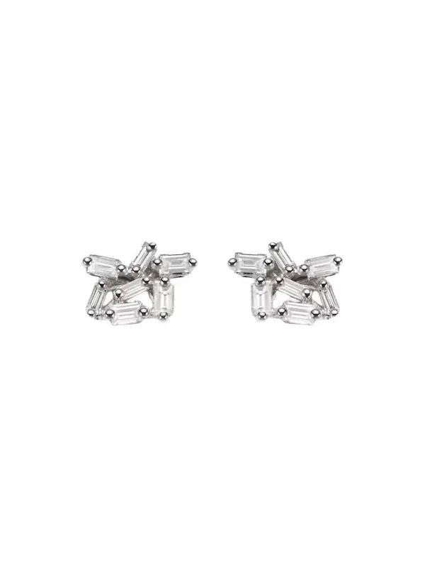 Classic 18kt white gold stud earrings with diamonds Classic 18kt white gold stud earrings with diamonds