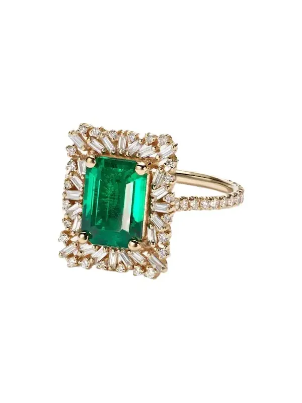 18kt gold ring with emerald and diamonds