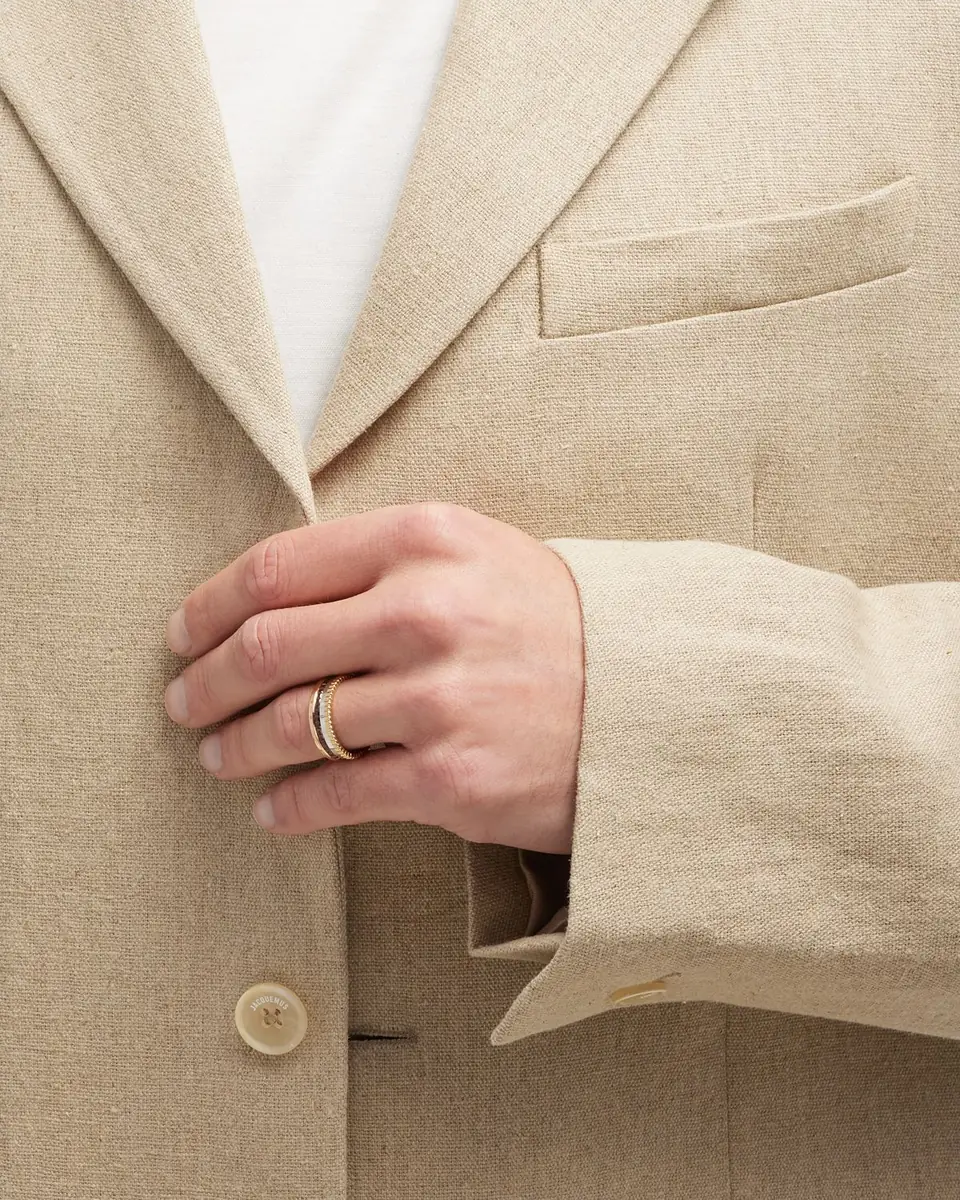 Boucheron Quatre 18K Gold Classique Small Band Ring | Thumbnail 5 Boucheron Quatre 18K Gold Classique Small Band Ring | Thumbnail 5