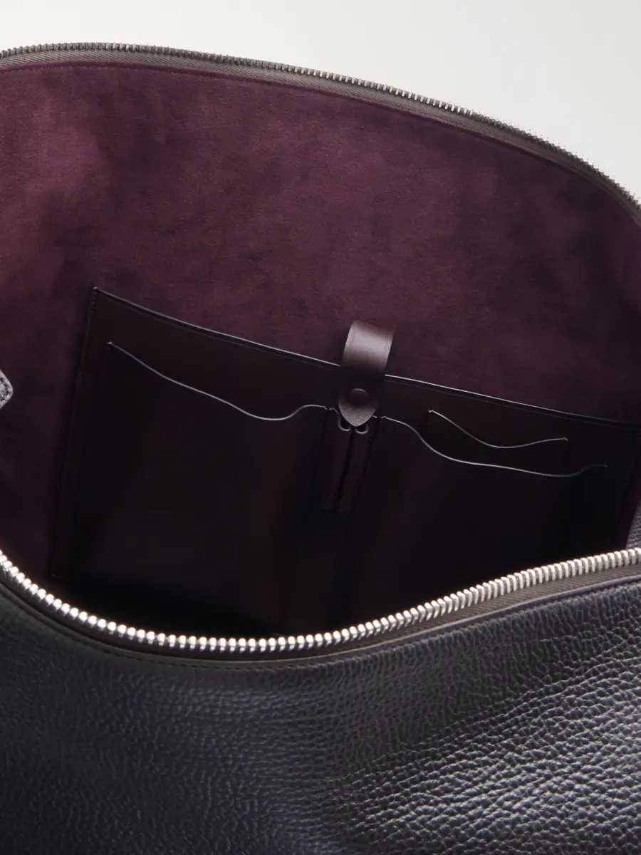 Métier Racer 53 Full-Grain Leather Tote Bag - Men | Thumbnail 6 Métier Racer 53 Full-Grain Leather Tote Bag - Men | Thumbnail 6