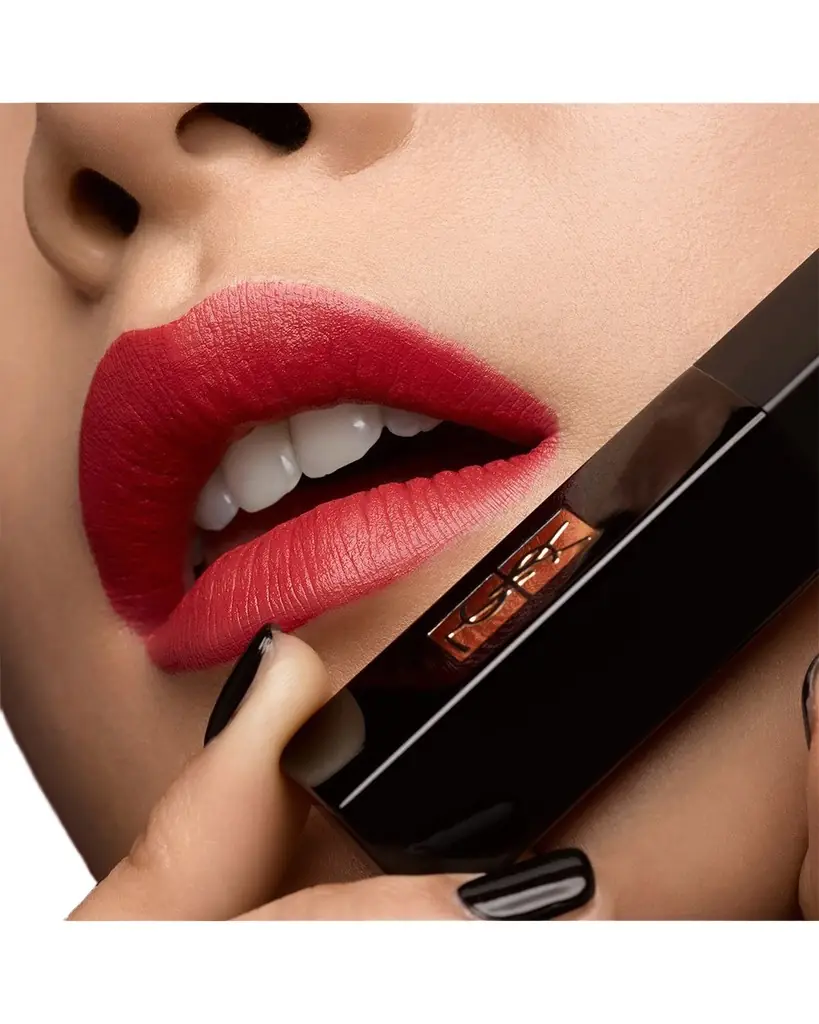 Yves Saint Laurent Beaute The Slim Velvet Radical | Image 1 Yves Saint Laurent Beaute The Slim Velvet Radical | Image 1