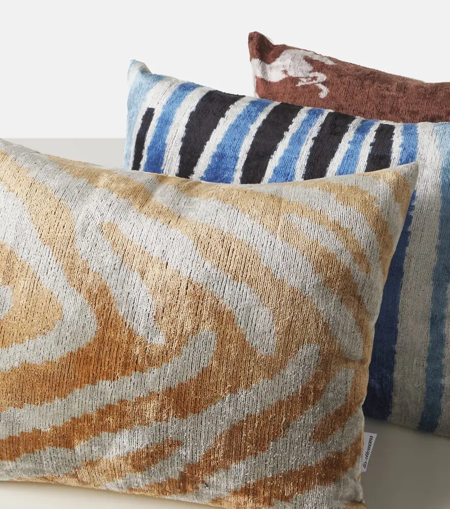 LES OTTOMANS Striped silk and cotton velvet cushion | Thumbnail 2