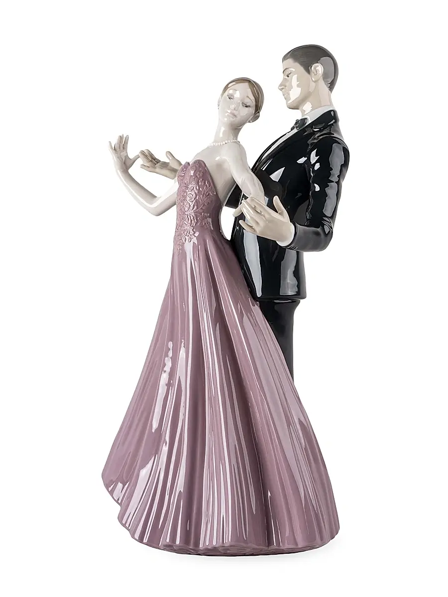 Lladro Anniversary Waltz Figurine | Thumbnail 2
